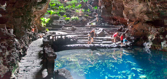 LOS JAMEOS DEL AGUA